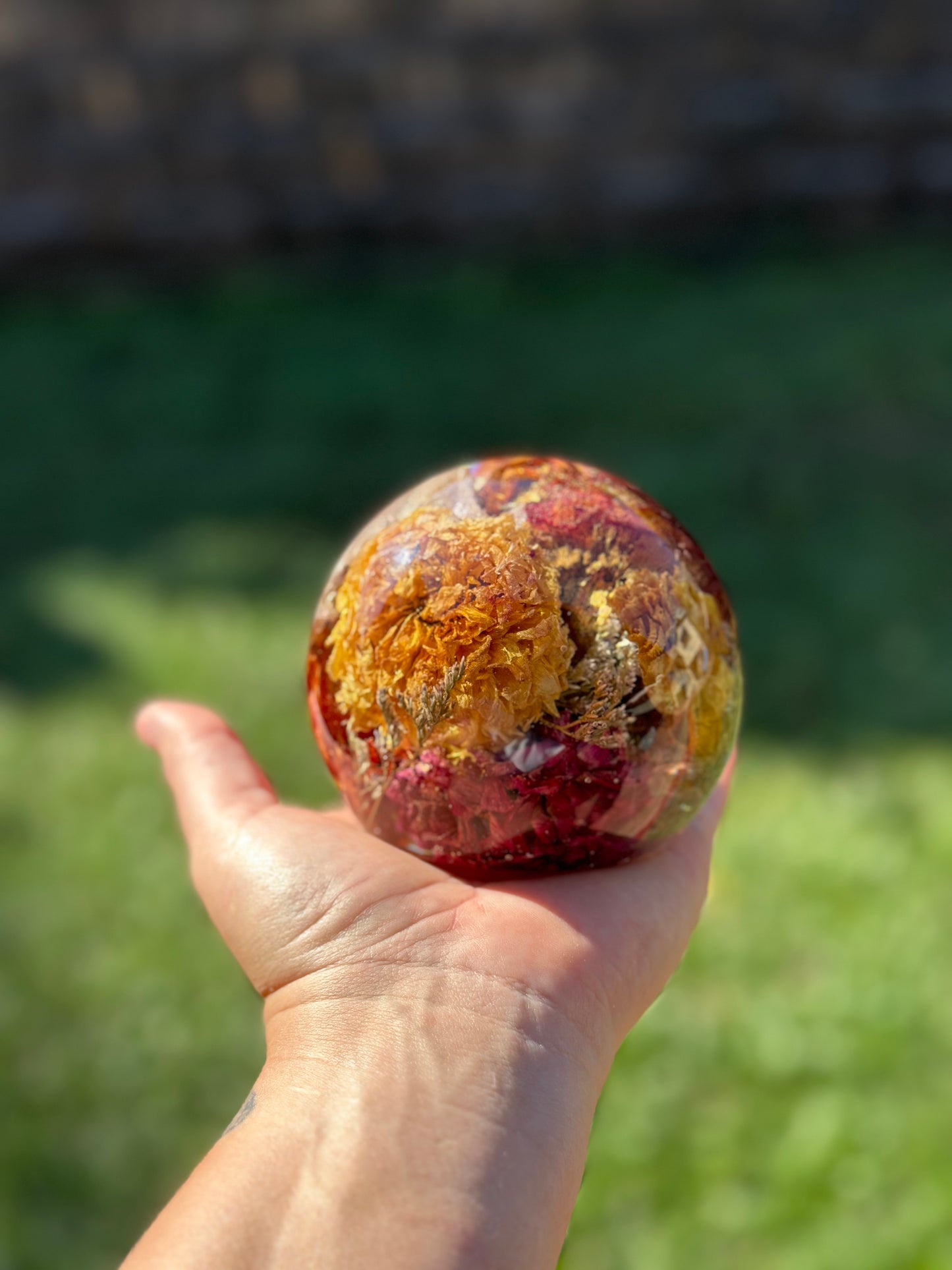 Sphere Large Paper Weight Flower Preservation