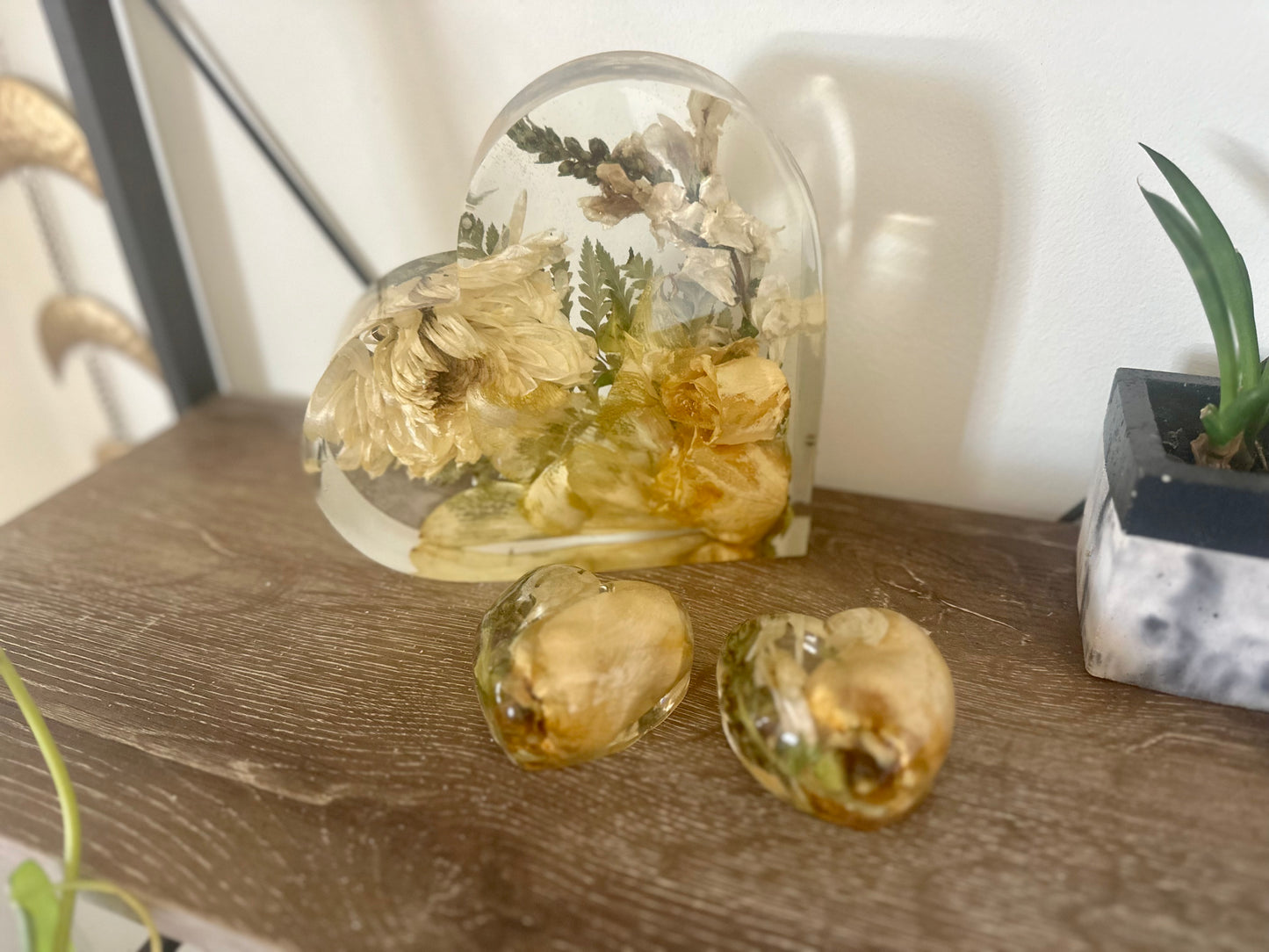 Freestanding Heart Flower Preservation