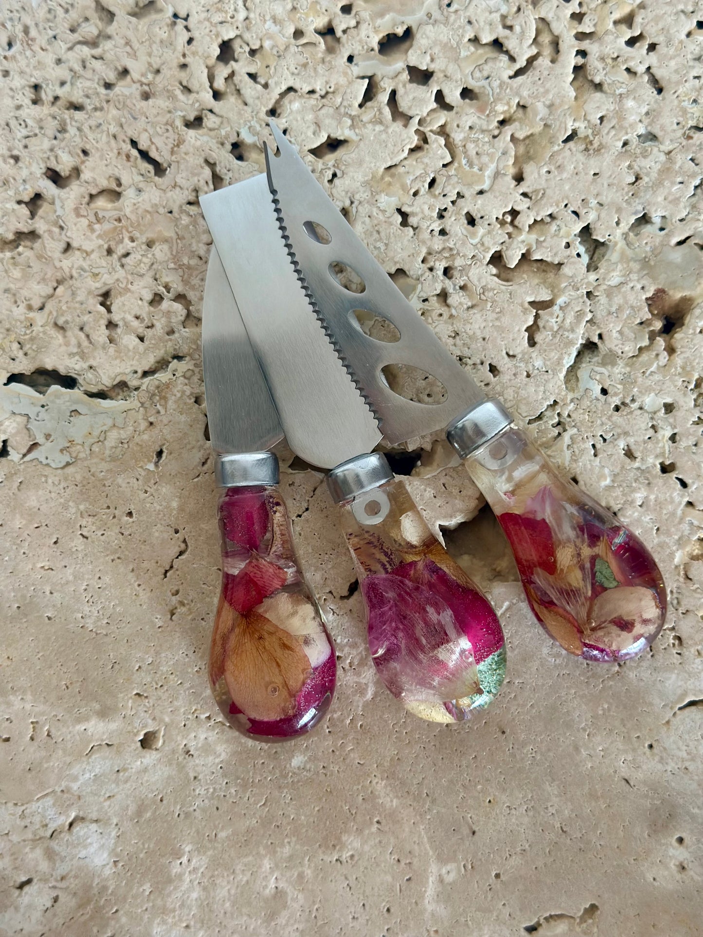 Cheese Knife Flower Preservation