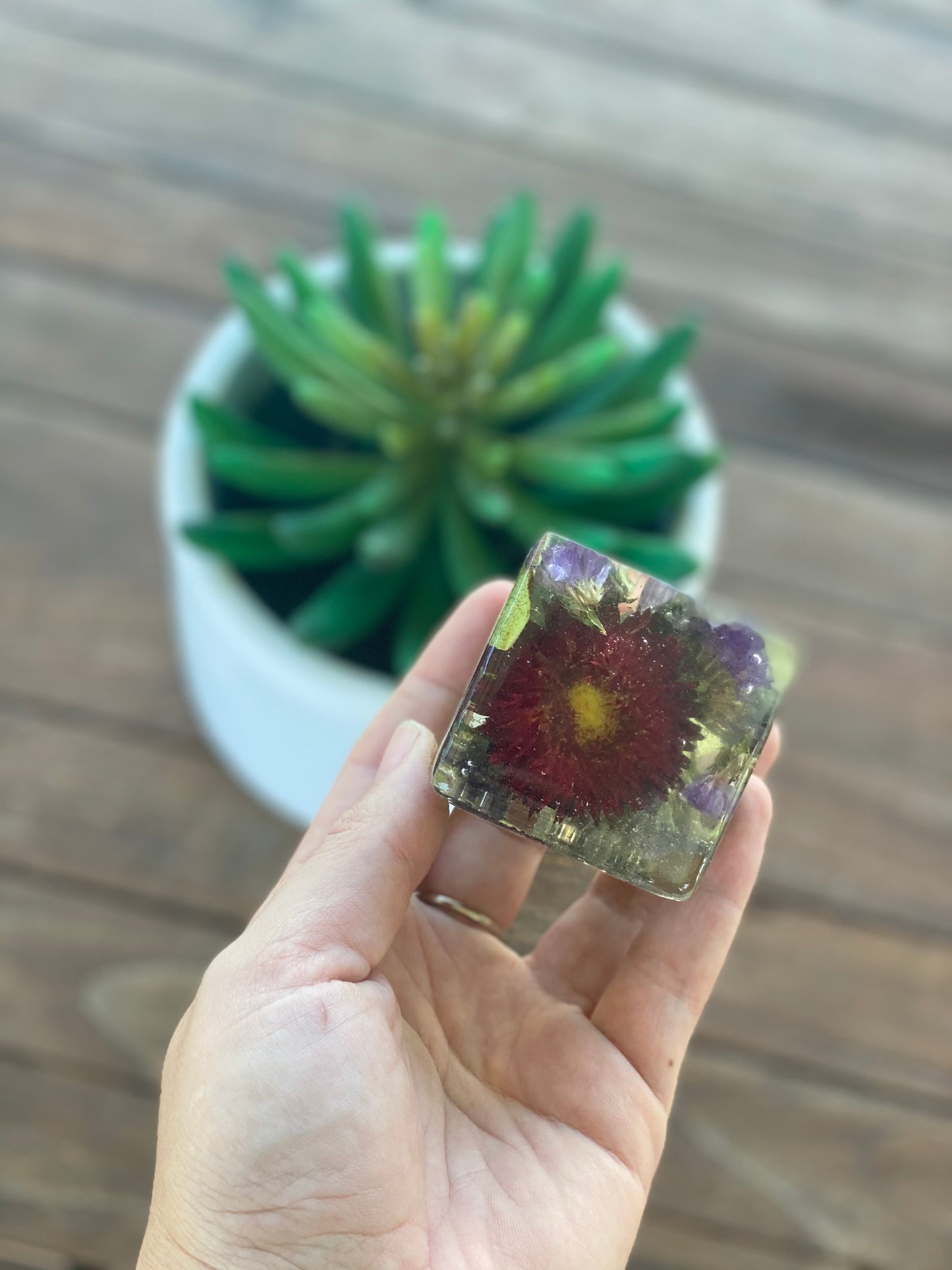 Cube Paper Weight Flower Preservation