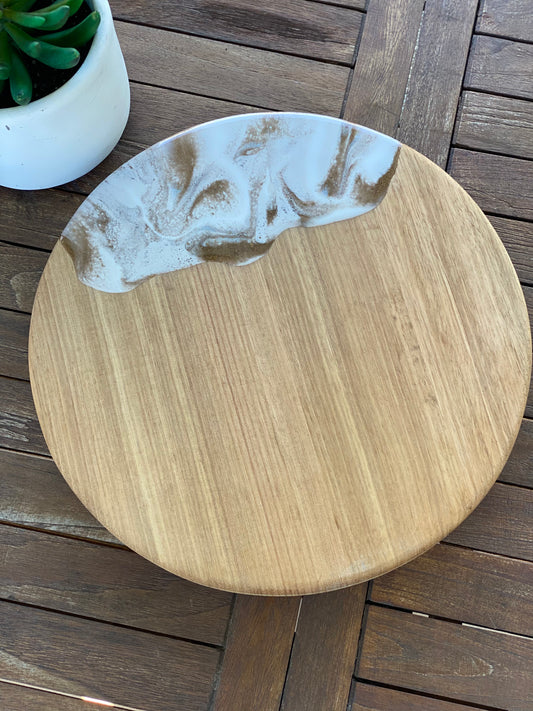 Round Resin Serving Stand