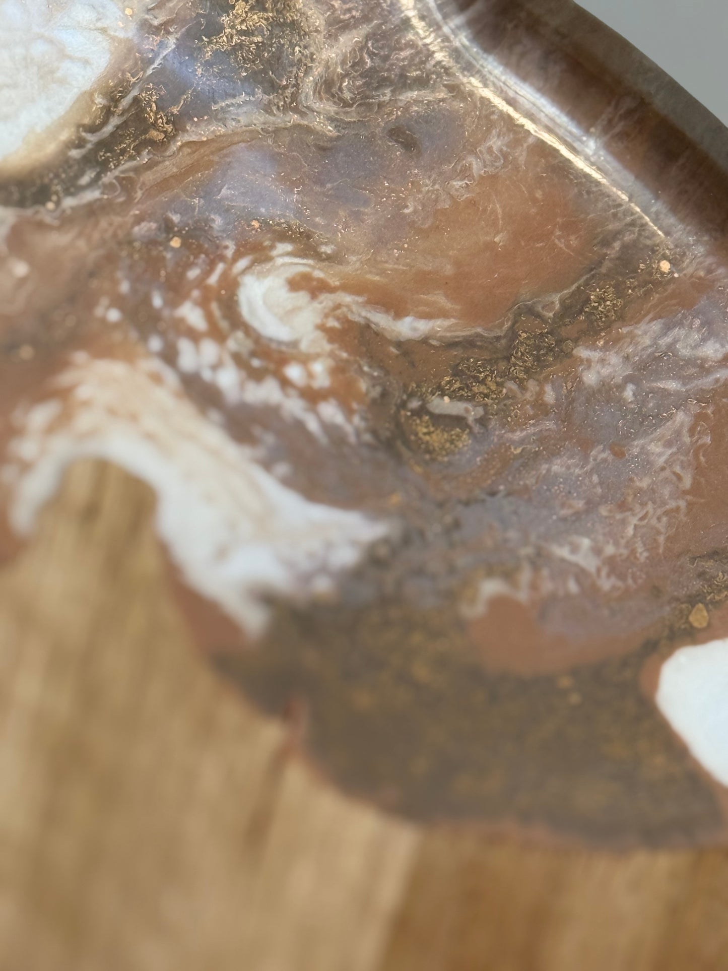 Round Paddle Resin Serving Board