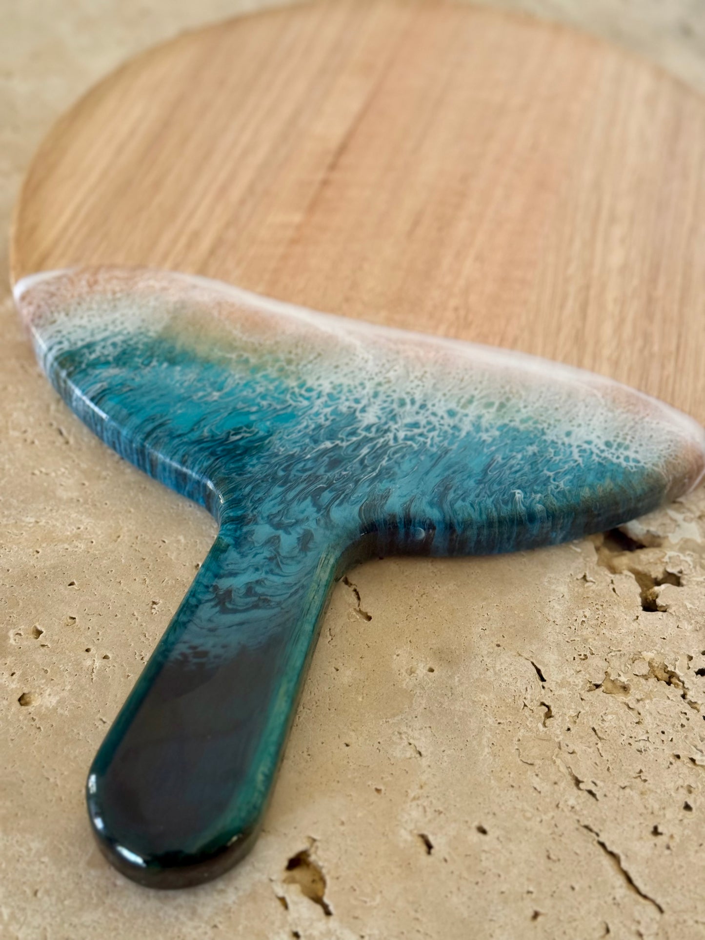 Round Paddle Resin Serving Board