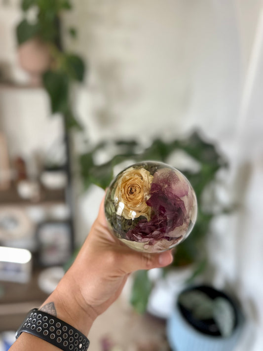 Sphere Large Paper Weight Flower Preservation