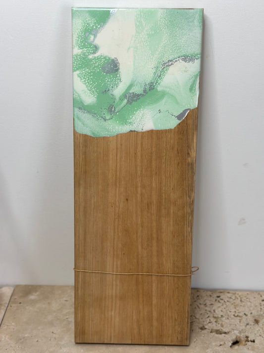 Resin Raised Serving Plank