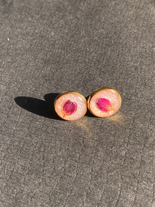 Gold Resin Stud Earrings (262)
